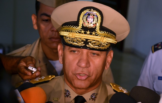 A5S78FD9G2Sigfrido Pared Perez Ministro De Las Fuerzas Armadas