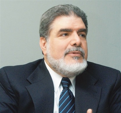 Foto Embajador Morales
