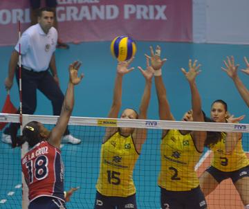 Bethy Ataca A Brasil En WGP En PR 2013