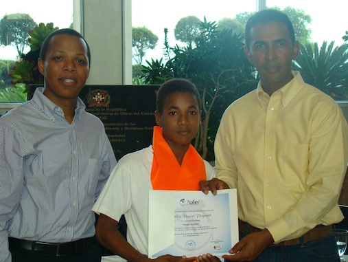 Domingo Contreras En Acto De Graduacion