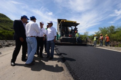 Ministro de Obras Públicas realiza recorridos para supervisión de obras