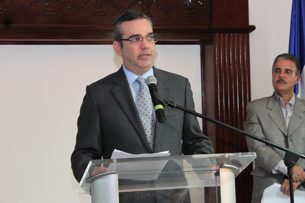 Foto Luis Abinader Inauguracion Local 4