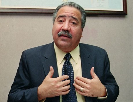 Tonty Rutinel condena Hipólito insista en evadir responsabilidad por derrota