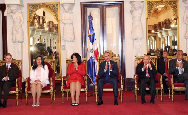 Destacan en acto esfuerzos del Gobierno en control y prevención del VIH-SIDA