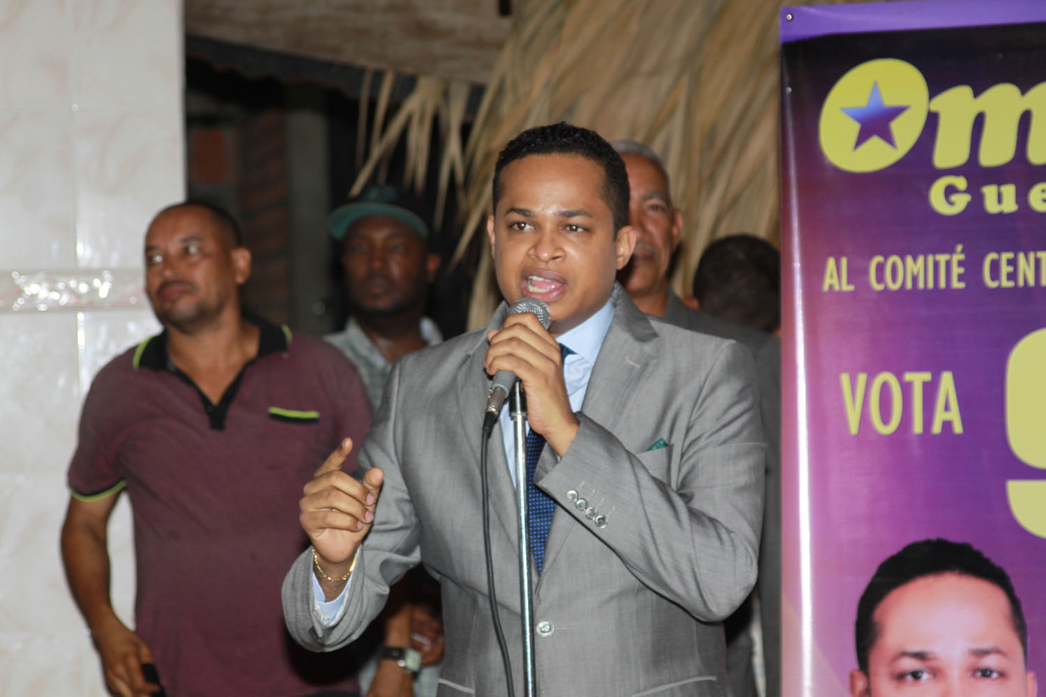 Omar Guevara Candidato Al CC Del PLD Agradece Apoyo Intermmedios De Los Alcarrizos