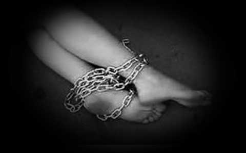 Slave Esclavitud Trata De Personas Maltrato Secuestro Privacion De La Libertad Encadenado Angustia Impotencia