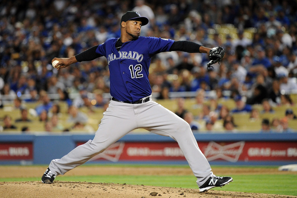 Juan Nicasio tiene buena salida; tira siete entradas, poncha a seis y gana