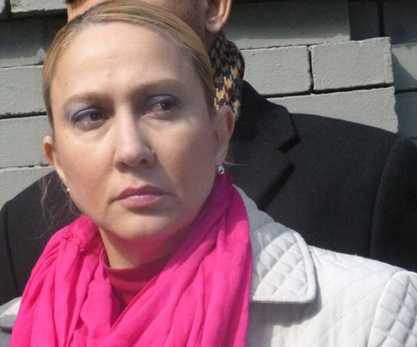 A5S78FD9G2rosa Gabriela