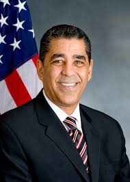 Adriano Espaillat