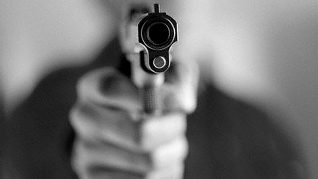Pistola CORTESIA