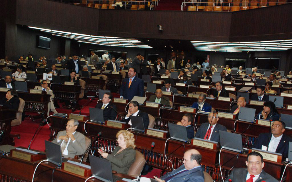 Diputados aprueban proyecto declara Loma Miranda como Parque Nacional