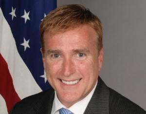 Embajador James Brewster viaja a Washington junto a delegación dominicana gestiona ayuda sector energía