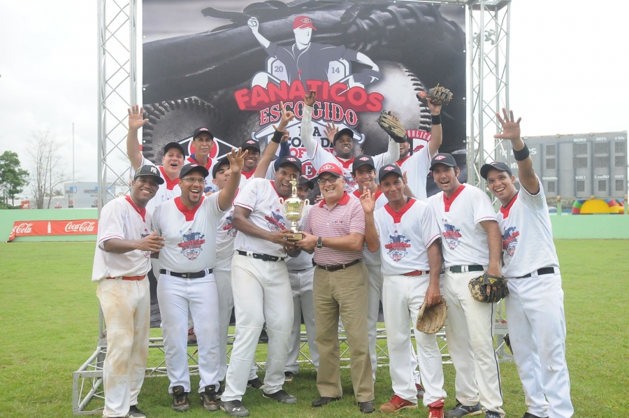 Equipo Felipe Alou gana 1er campeonato 