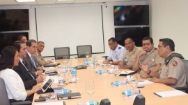 Ministro de la Presidencia coordina trabajos del 911 con los mandos militares