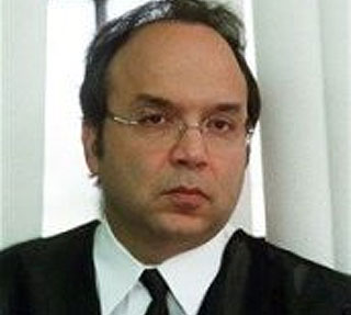 Vinicio Castillo Seman