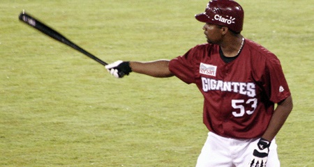 Gigantes vencen en extra inning a los Toros; Betemit remolca dos