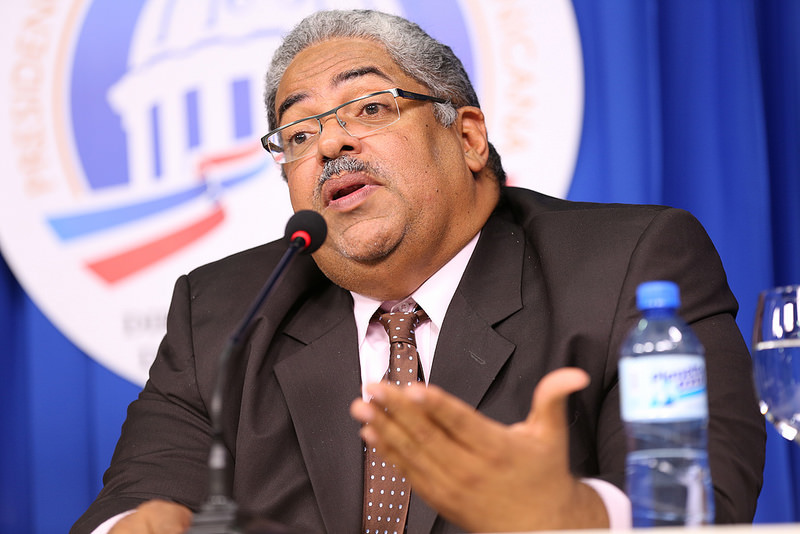 Dicen tres millones 400 mil dominicanos confían su salud en SeNaSa