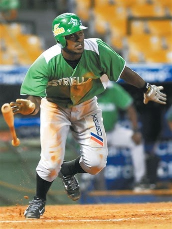 Estrellas le propinan el cuarto revés de manera seguida al Licey; Elián pegó triple remolcador