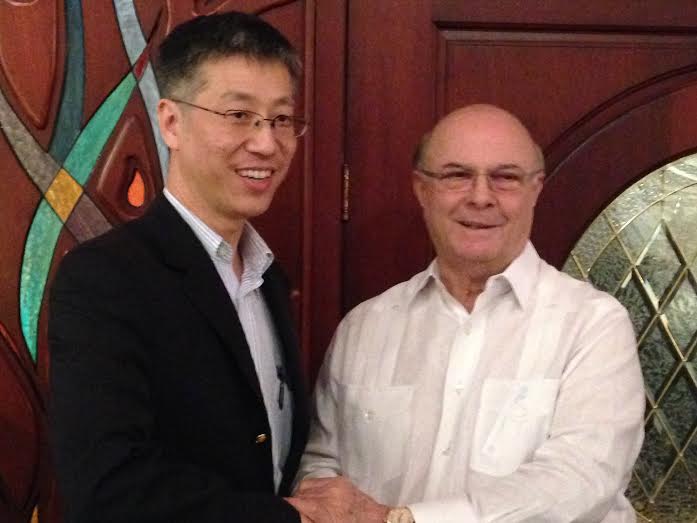 HM RECIBE MISION CHINA1