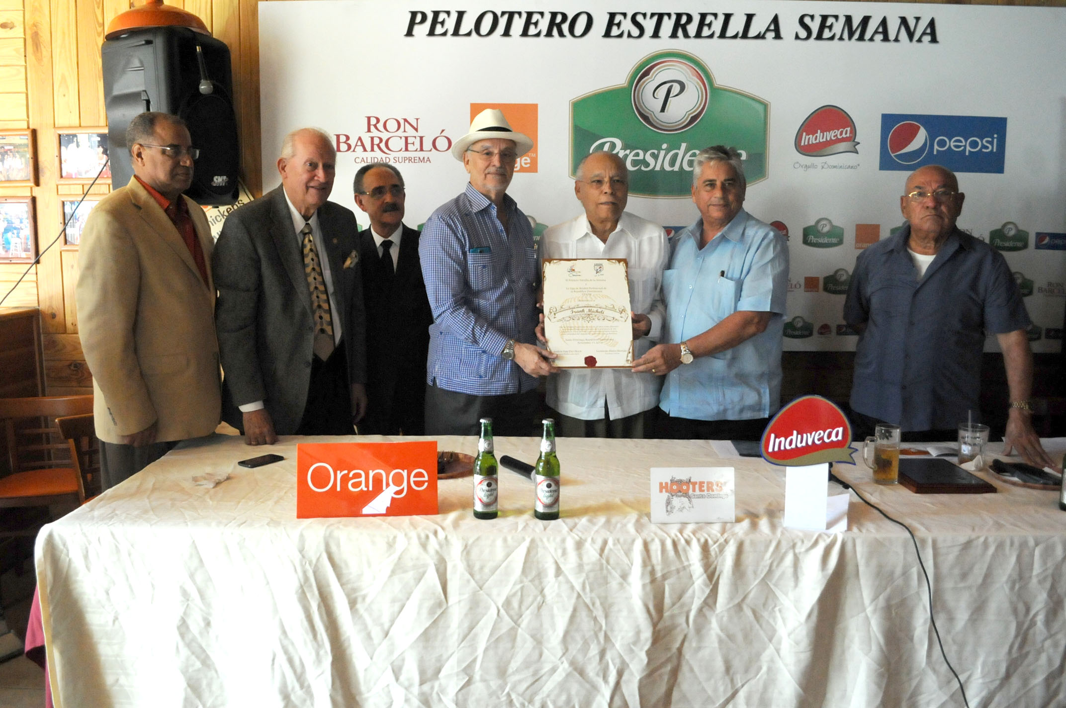 Carlos Peguero y Radhamés Liz nombrados Peloteros Estrellas de la Semana