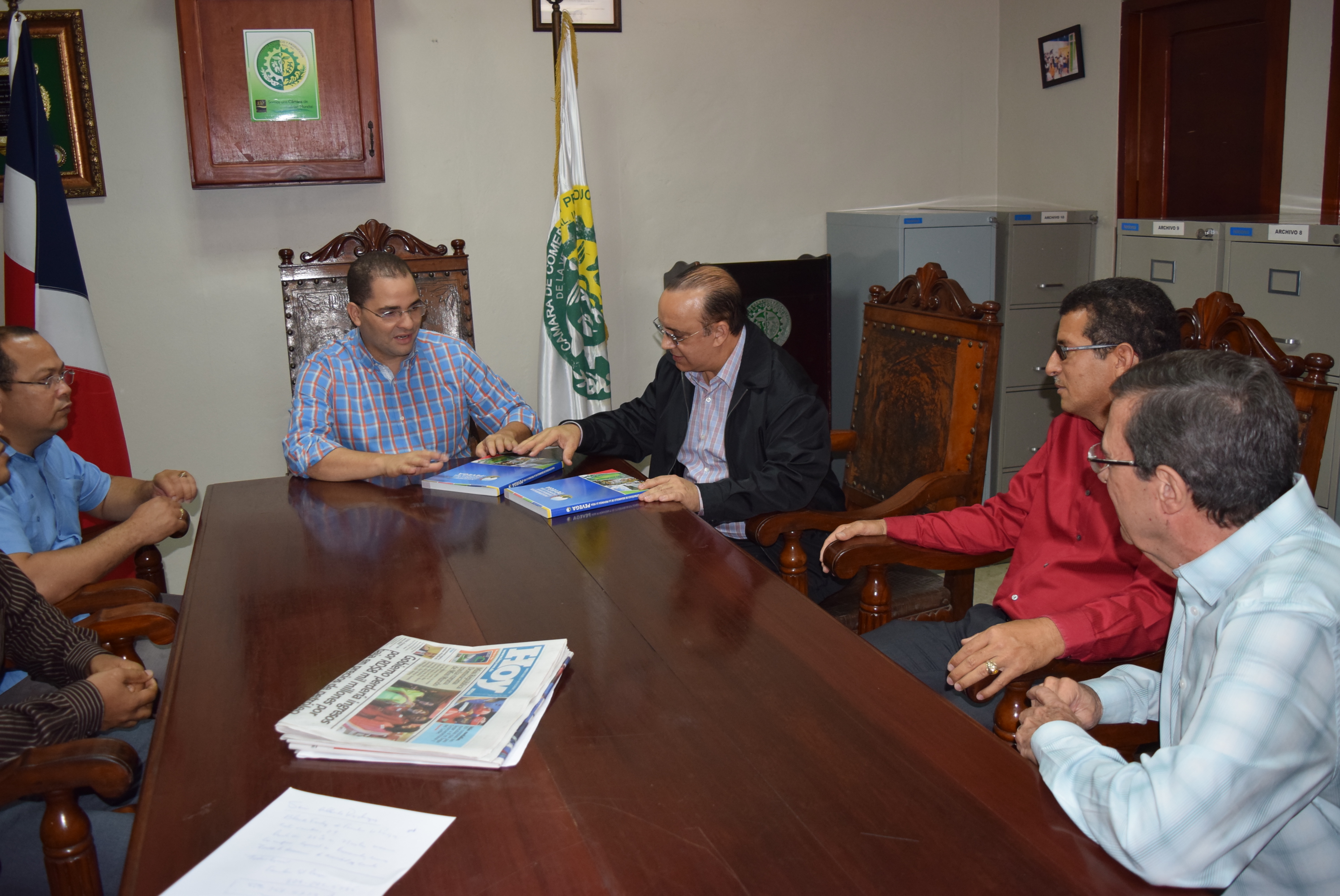 Foto LA VEGA. El Presidente Del PRSC Quique Antun En La Reunion Con Los Ejecutivos De La Camara De Comercio Y Produccion. 