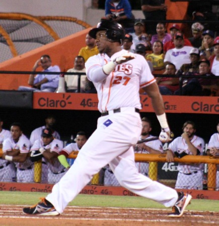 ¡Están calientes! Gigantes logran cuarta victoria seguida al derrotar a los Toros