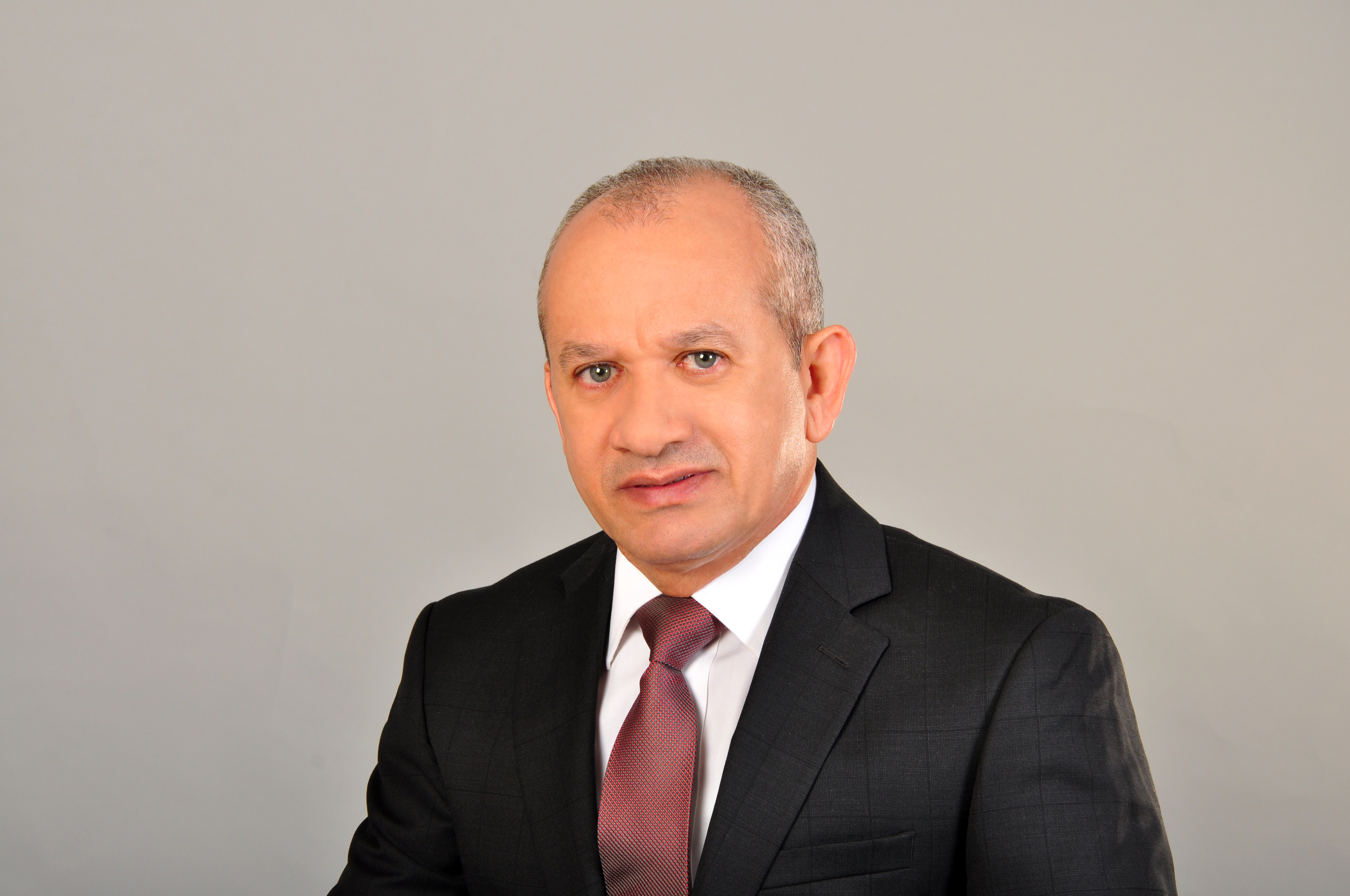 OPS reconoce labor del ex ministro de Salud Pública Freddy Hidalgo Núñez