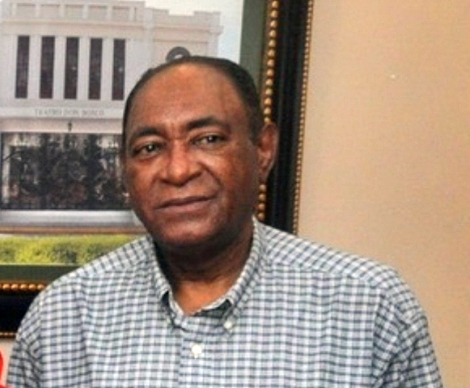 J Eduardo Martinez