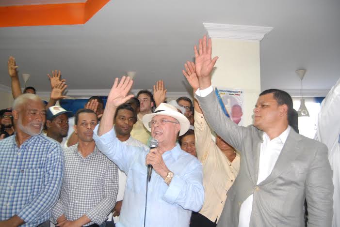 HM Toma El Juramento A Cientos Encabezados Por Yobanny Bruno Aspirante A Alcalde De SDN