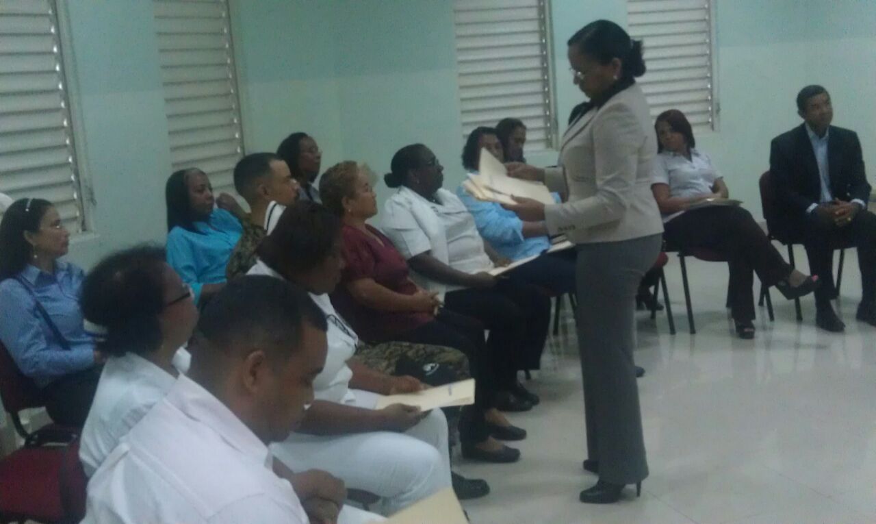 Hospital Santo Socorro ofrece taller a empleados