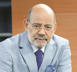 Cm