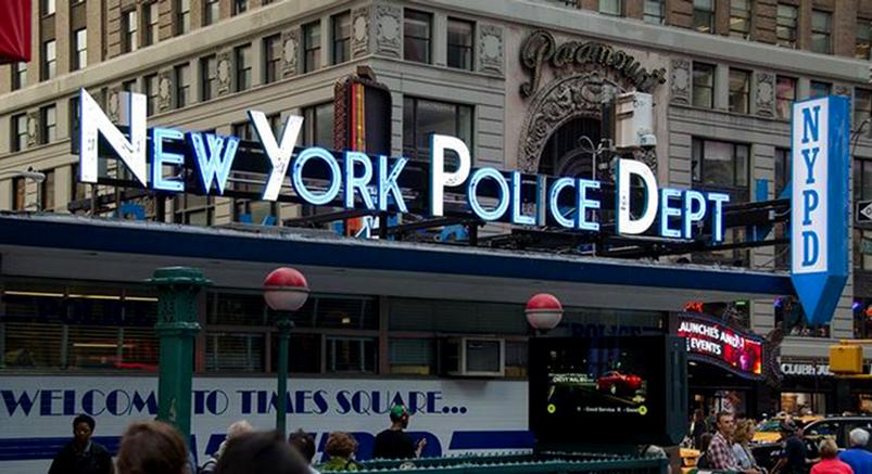 000 A POLICIA NY