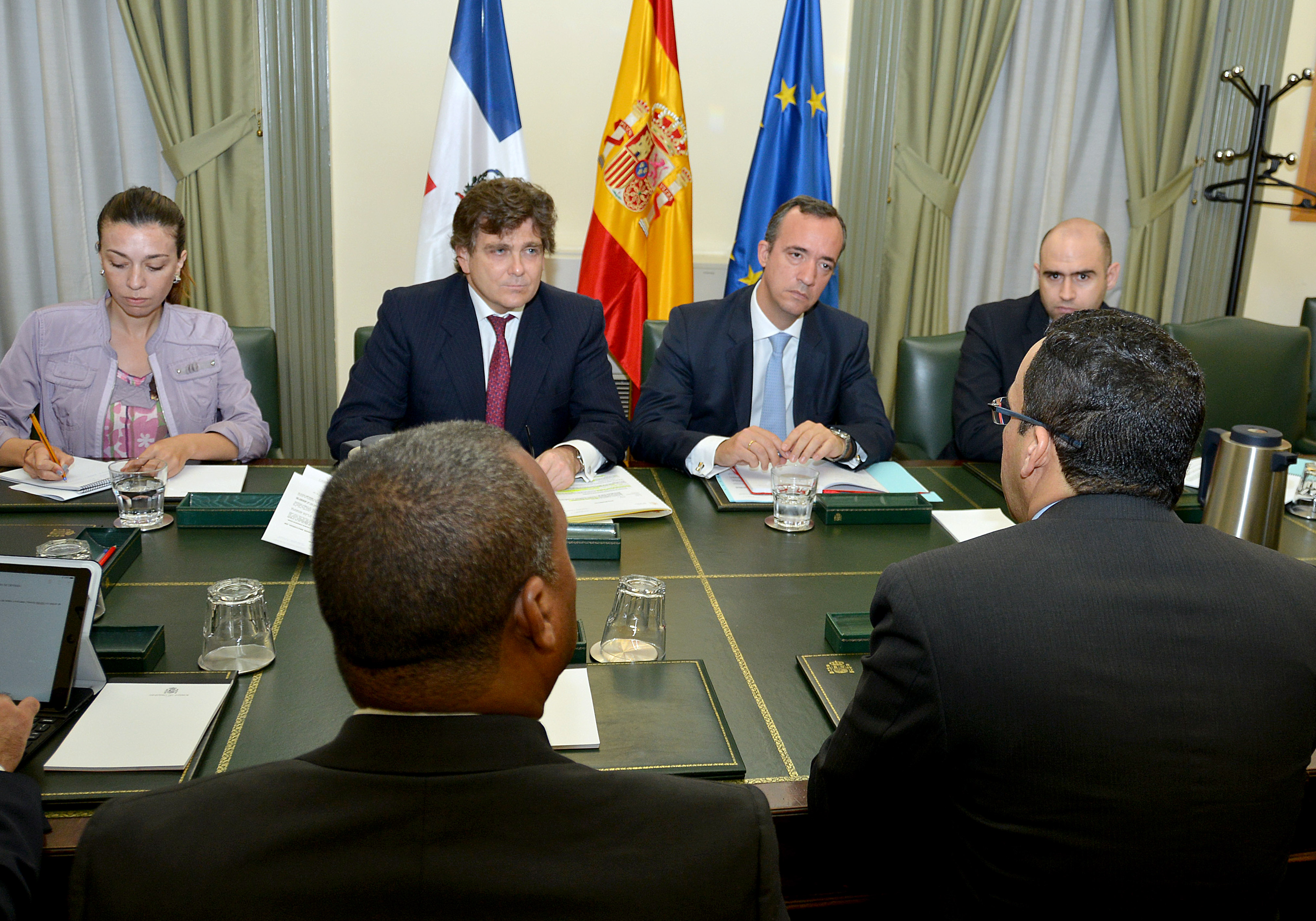 NAVARRO Y MINISTRO DE INTERIOR