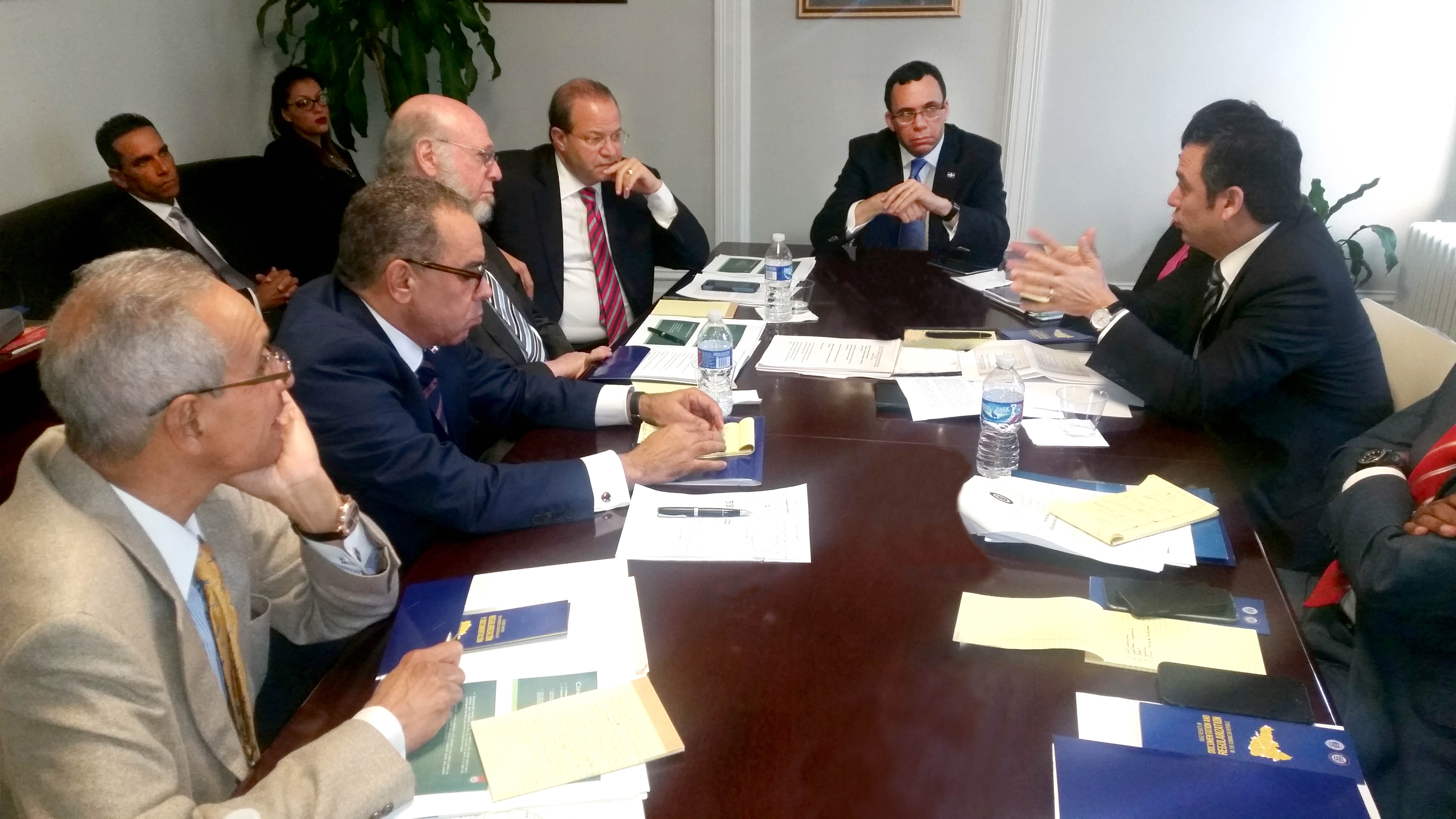 REUNION CANCILLER EMBAJADORES USA