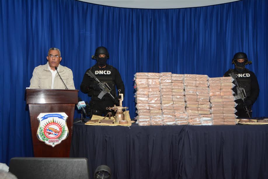 Foto Dncd Droga Azua02