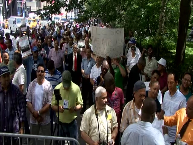 Protesta De Los Taxista En City Hall.mp4.Still002