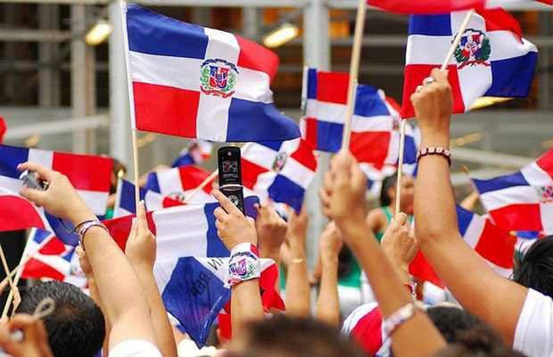 Nosotros Los Dominicanos