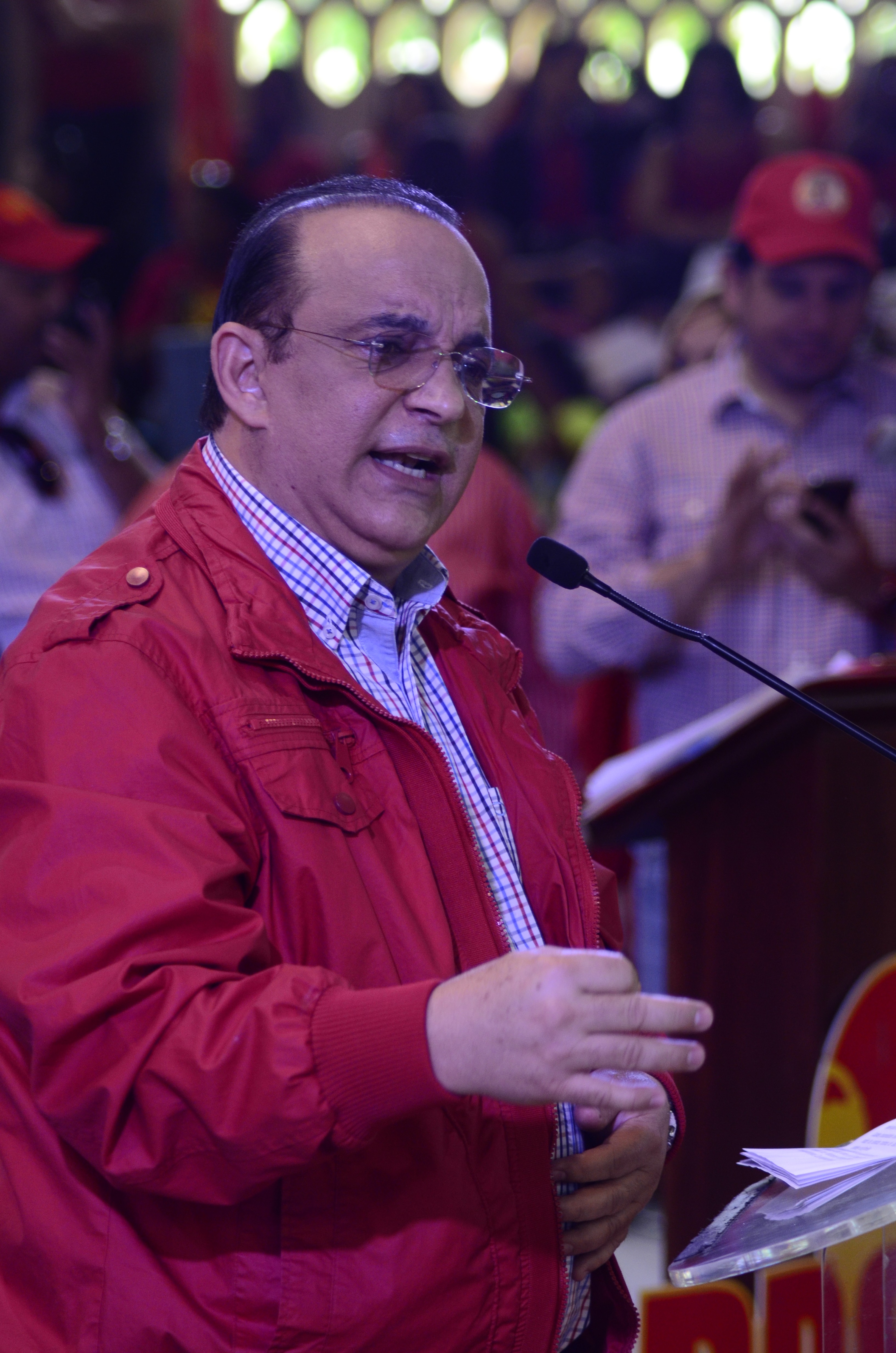 FOTO DEL ING. QUIQUE ANTUN