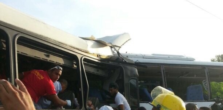 CHOQUE AUTOBUSES