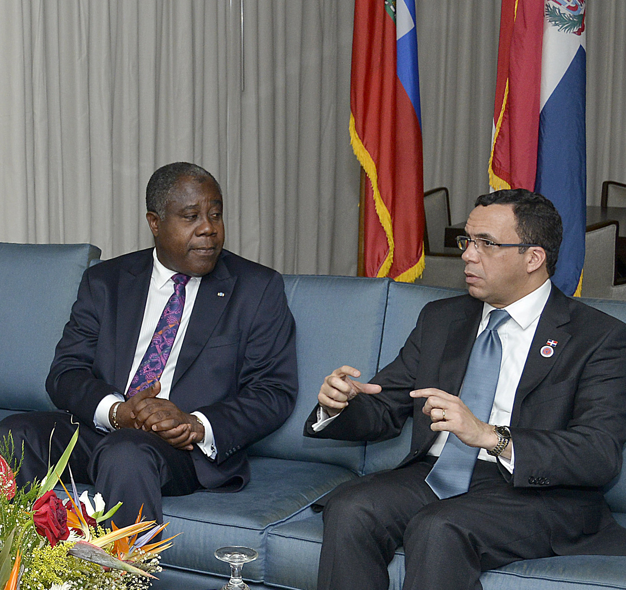 NAVARRO Y RENAUL AEC