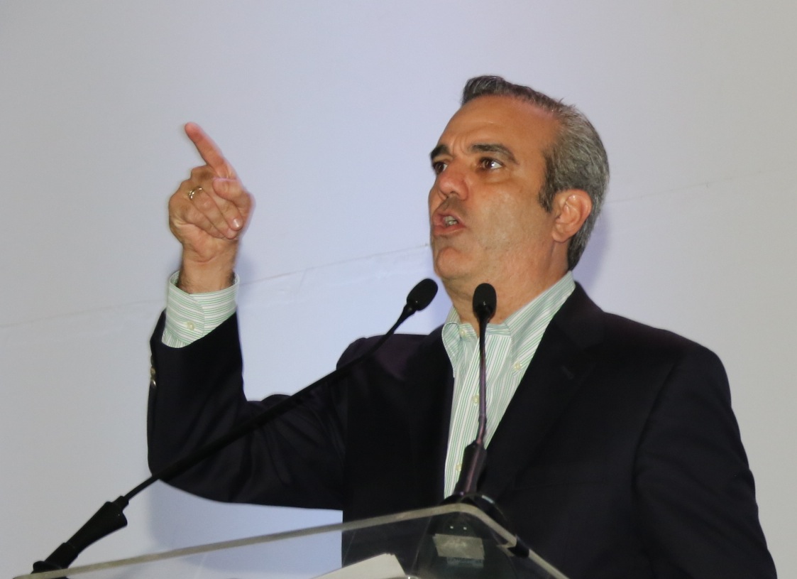Foto De Luis Para Nota De Hoy Domingo