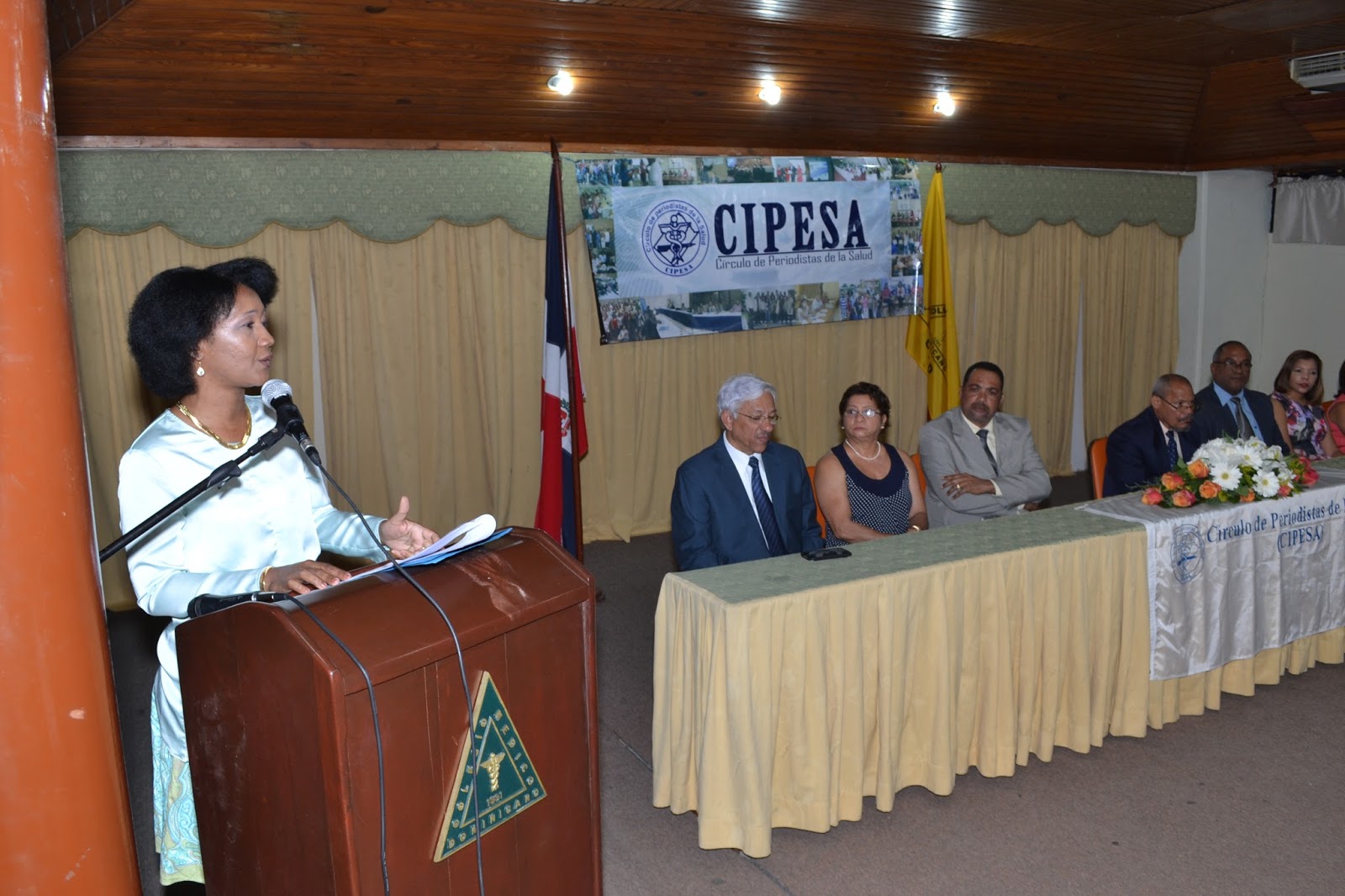 Emilia Santos Presidenta Cipesa 1