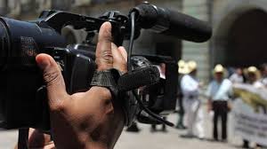 REPORTEROS