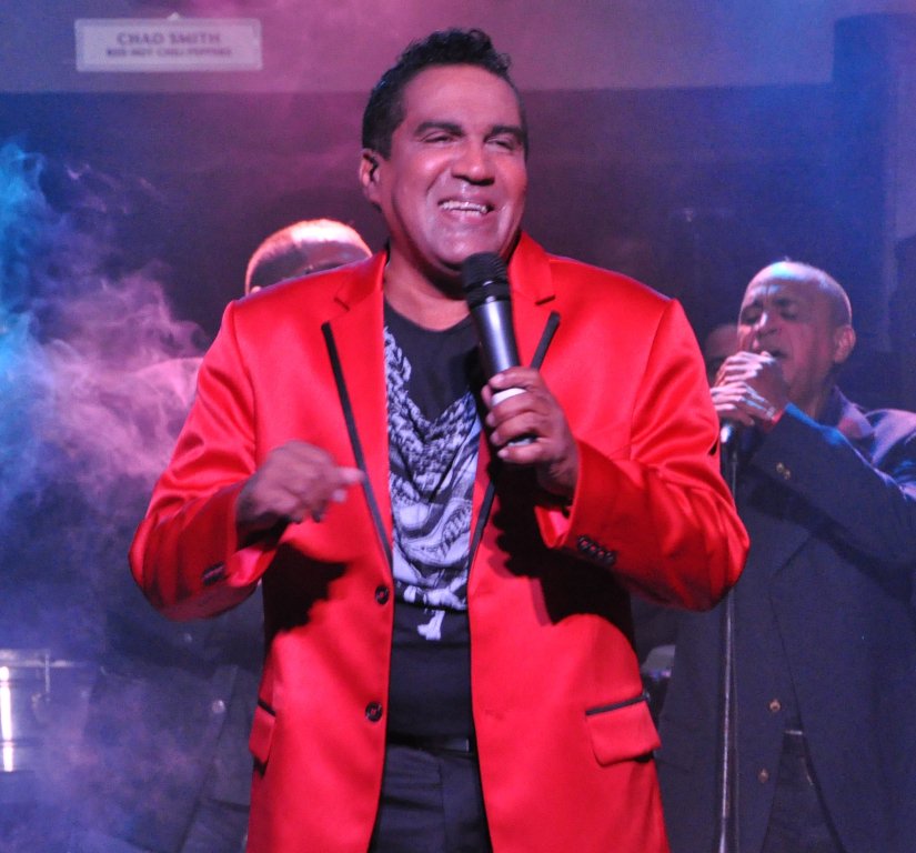 Kinito Mendez