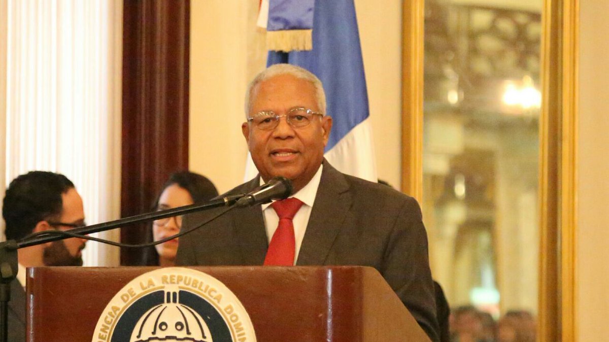 OSVALDO SANTANA