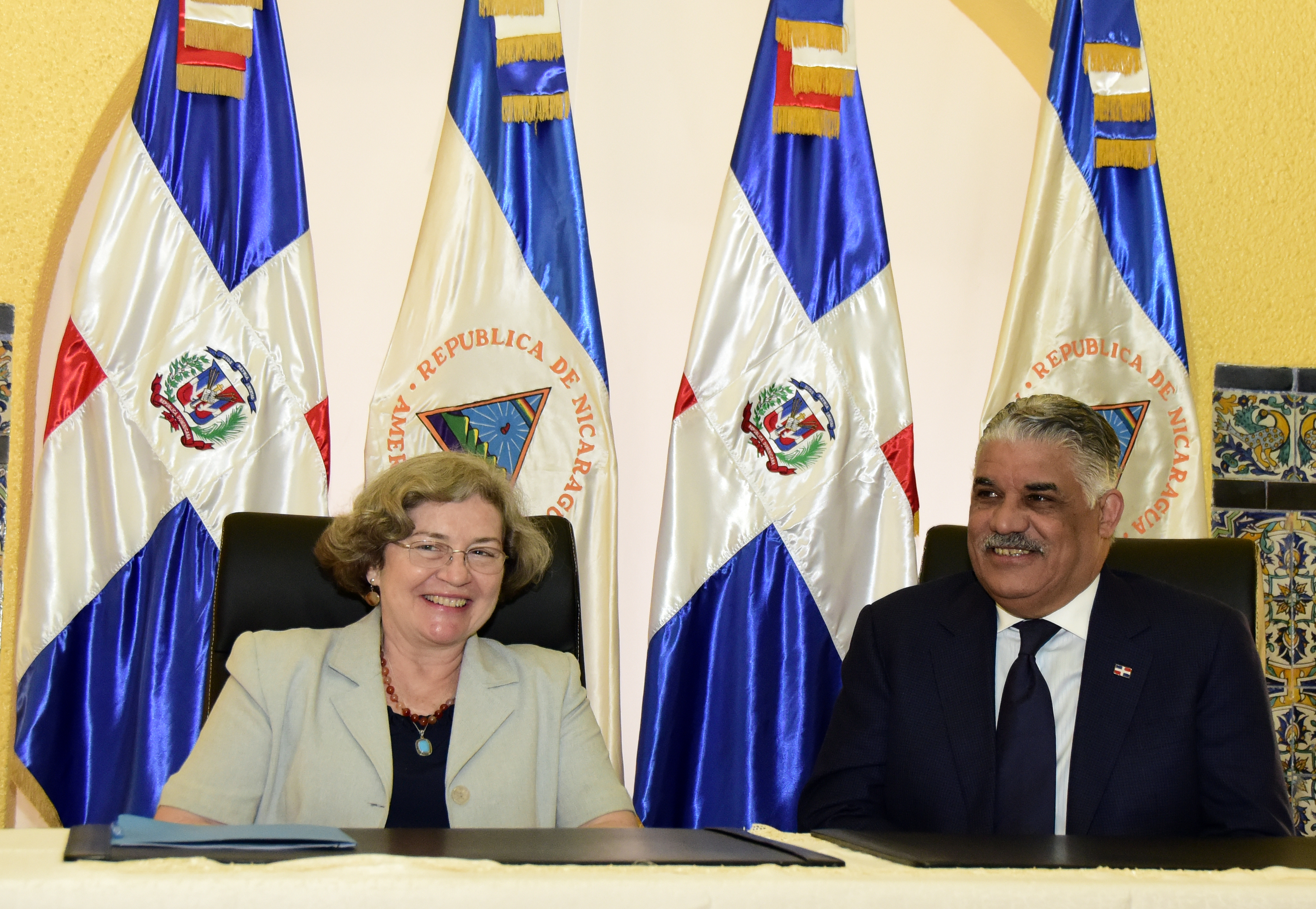 Canciller Y Embajadora De Nicaragua. 2jpg