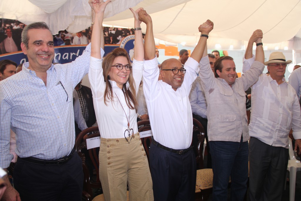 Foto De Luis Carolina Pacheco Paliza Y Hipolito