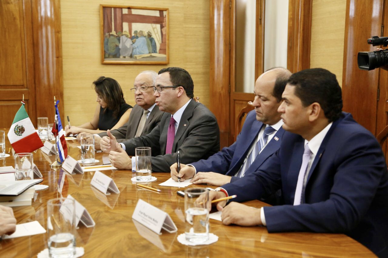 NAVARRO COMITIVA DOMINICANA
