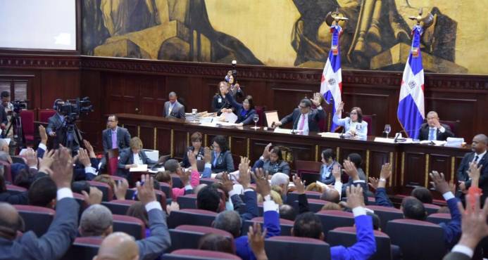 DIPUTADOS