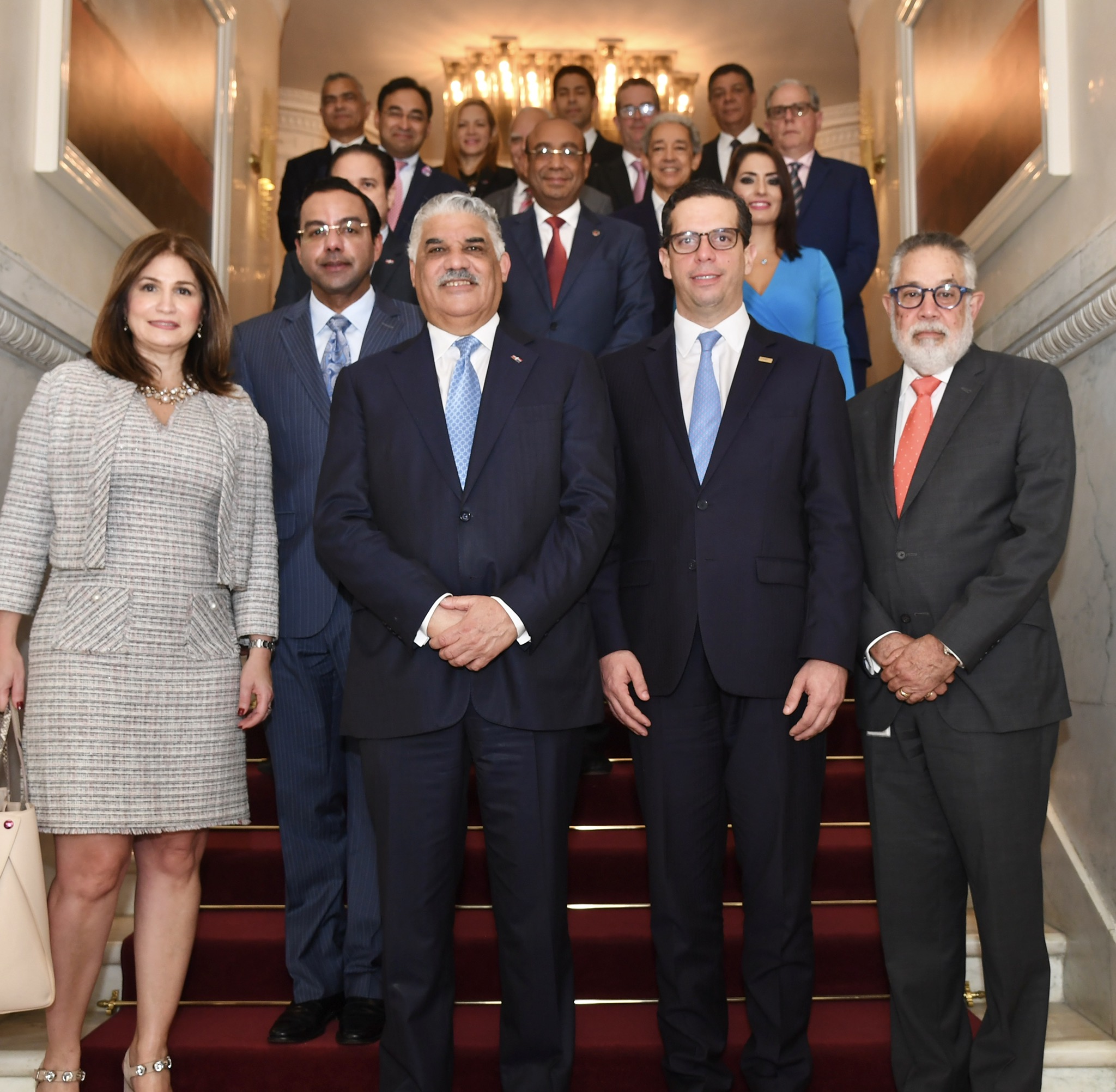 Canciller Y Dirigentes Empresariales